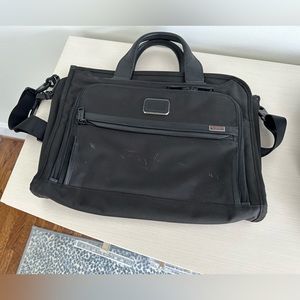 Men’s Tumi Leather Briefcase